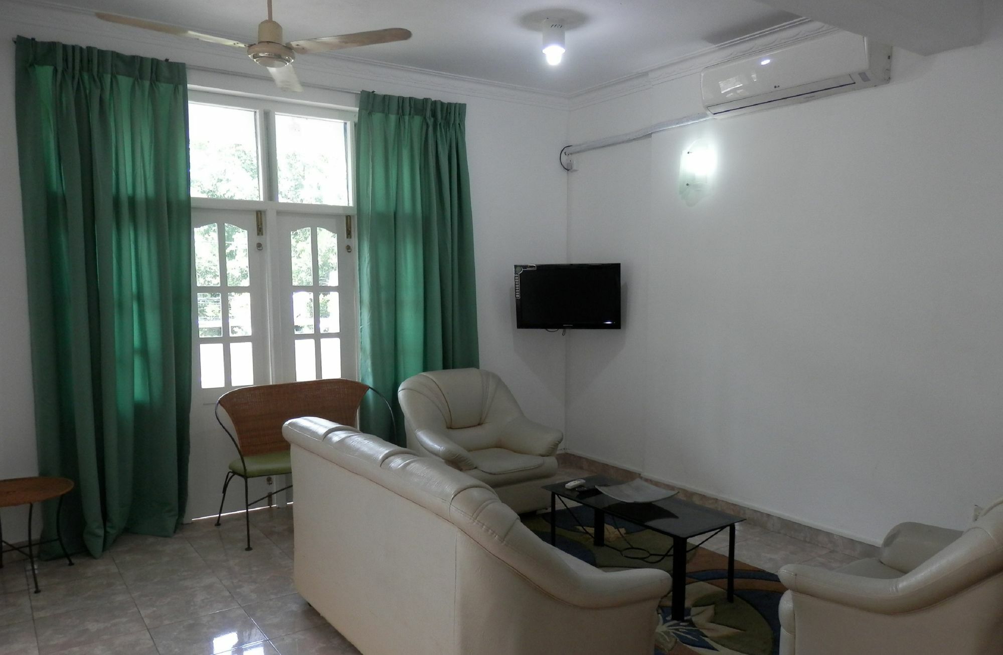 The Number 8 Apartman Dehiwala-Mount Lavinia Kültér fotó