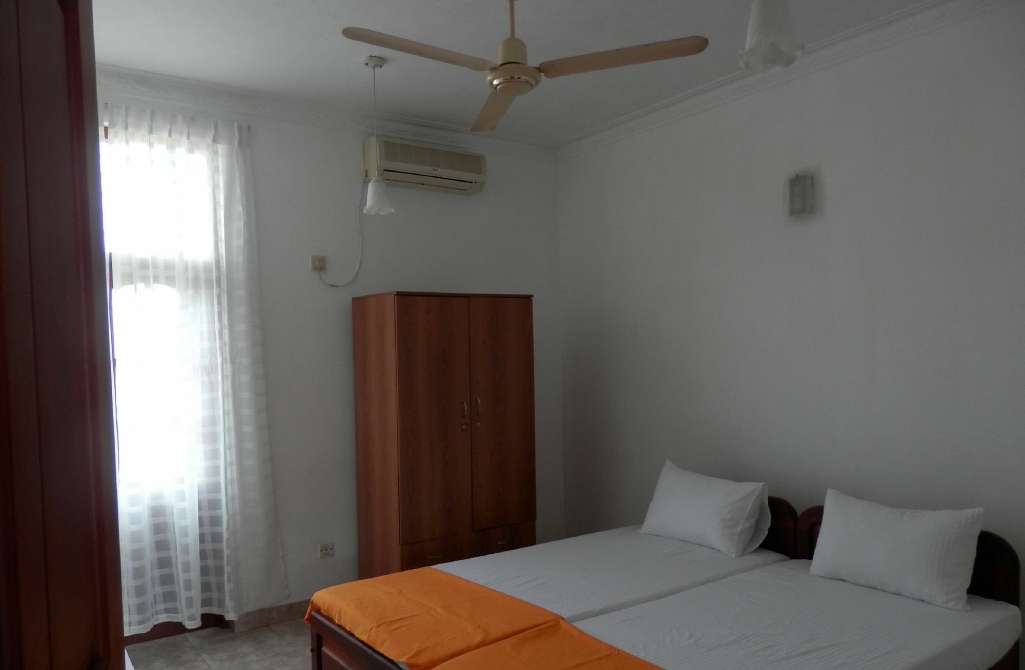 The Number 8 Apartman Dehiwala-Mount Lavinia Kültér fotó